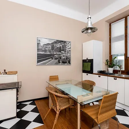 Miodowa Heart Of Cracow Apartment